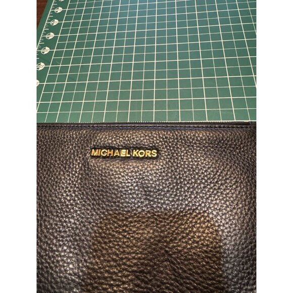 Michael Kors Black Pebbled Leather Wristlet Wallet - Picture 2 of 4